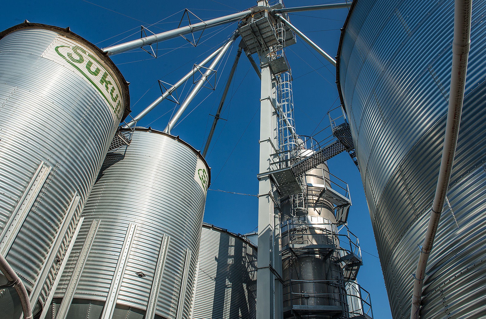 grain-bins-03