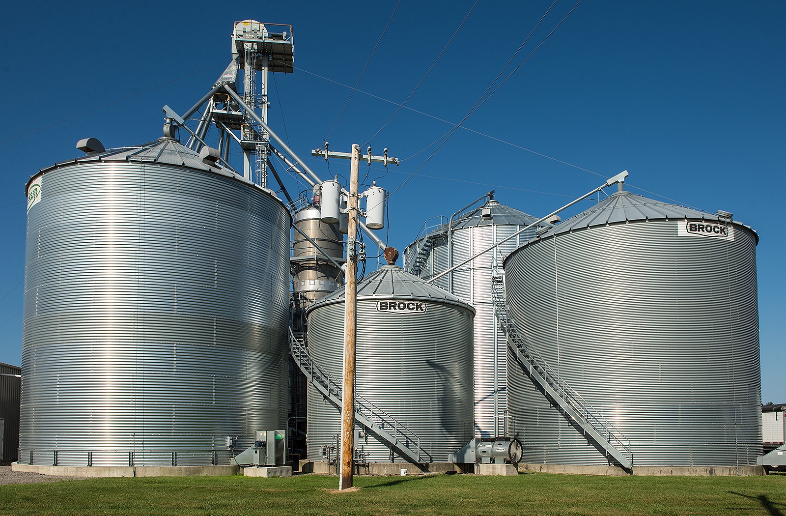grain-bins-04
