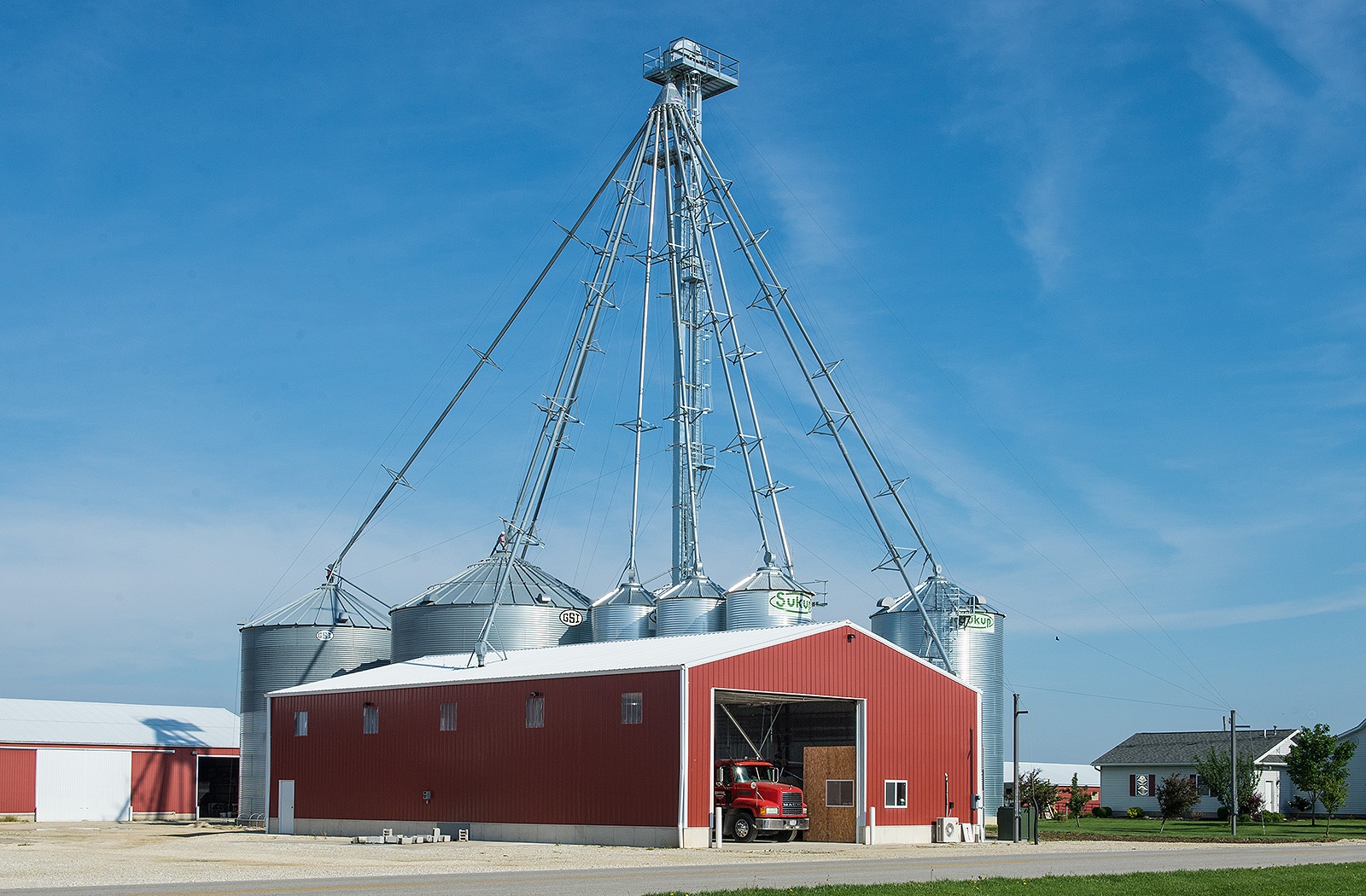grain-bins-08